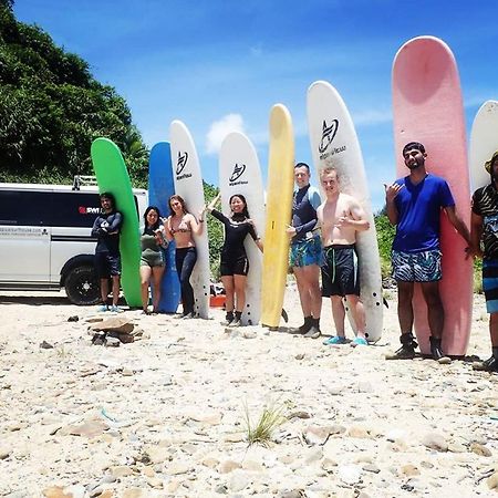 Tropical Surf House Okinawa Hotel Onna Luaran gambar