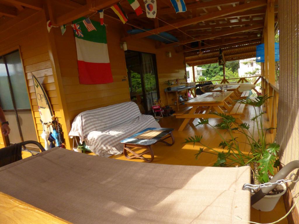 Tropical Surf House Okinawa Hotel Onna Luaran gambar