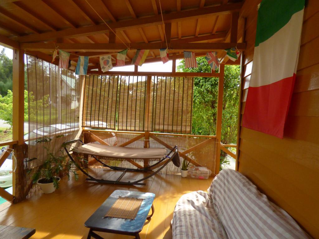 Tropical Surf House Okinawa Hotel Onna Luaran gambar