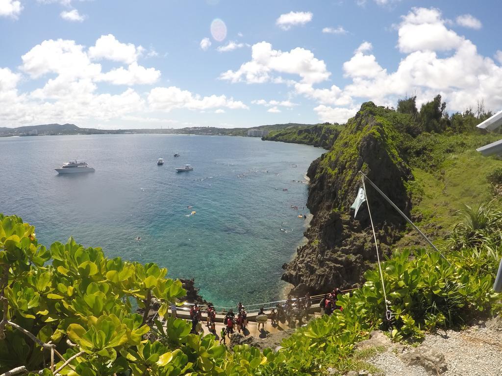 Tropical Surf House Okinawa Hotel Onna Luaran gambar