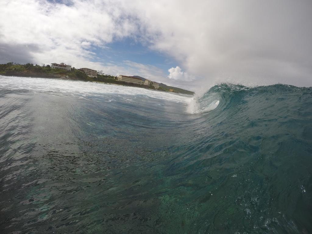 Tropical Surf House Okinawa Hotel Onna Luaran gambar