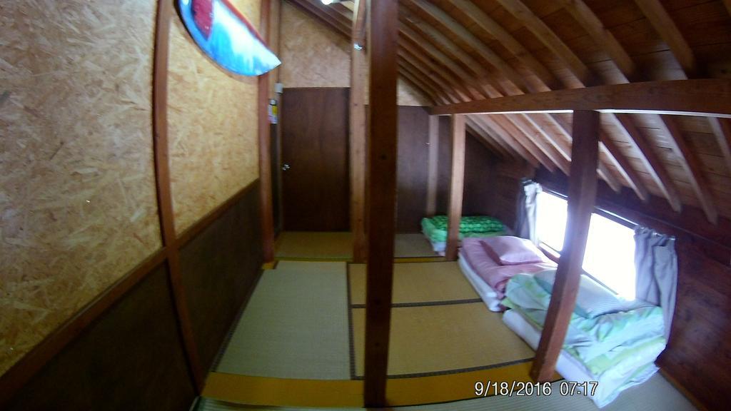 Tropical Surf House Okinawa Hotel Onna Luaran gambar